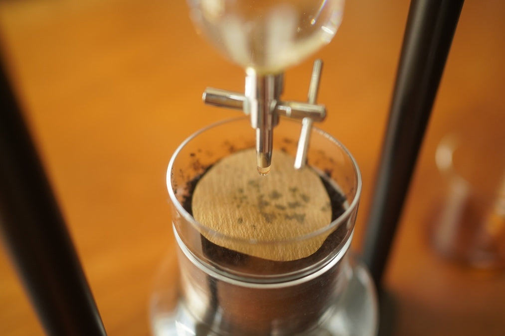水出しコーヒーの抽出時間は何時間？｜8時間が基本のコツとプロの仕上げ方