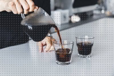 コーヒーの淹れる温度・飲む温度のベスト｜92℃で淹れて65℃で味わう