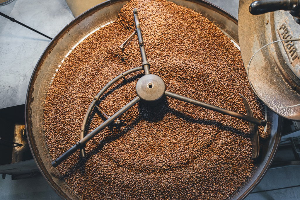 コーヒーの甘みを最大限引き出す焙煎技術｜砂糖なしで味わう天然の甘さ