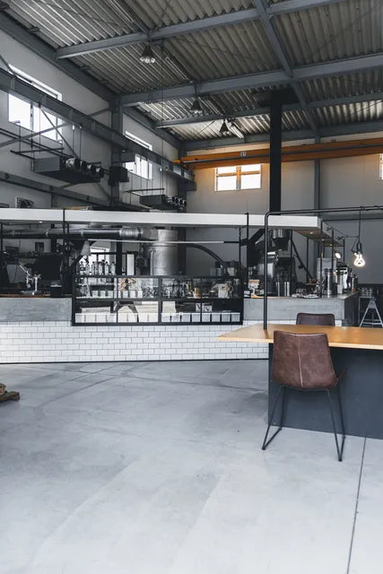 NOVOLD COFFEE ROASTERS 焙煎所の内観