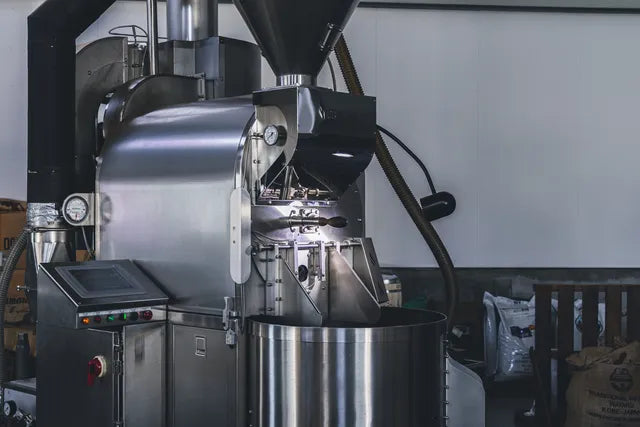 NOVOLD COFFEE ROASTERS 焙煎所の内観