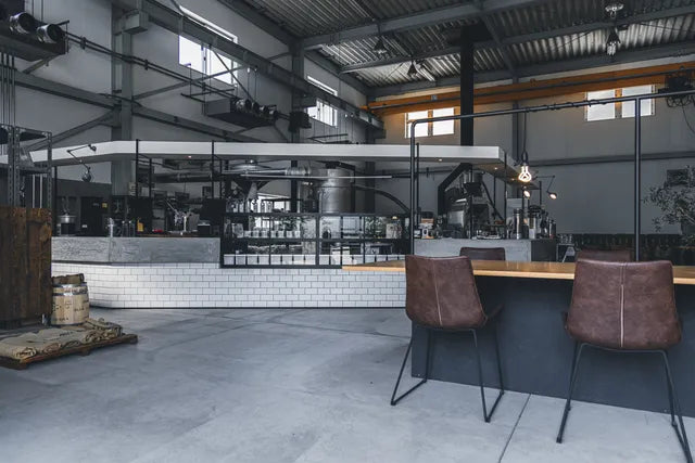 NOVOLD COFFEE ROASTERS 焙煎所の内観