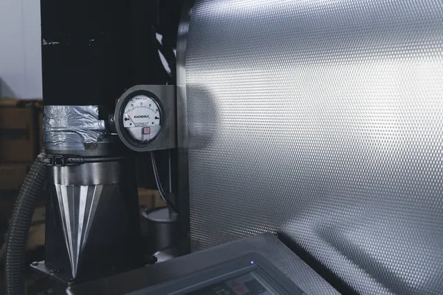 NOVOLD COFFEE ROASTERS 焙煎所の内観