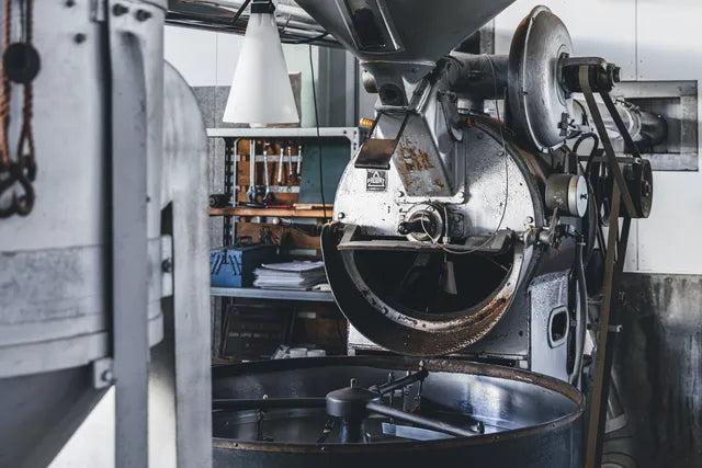 NOVOLD COFFEE ROASTERS 焙煎所の内観