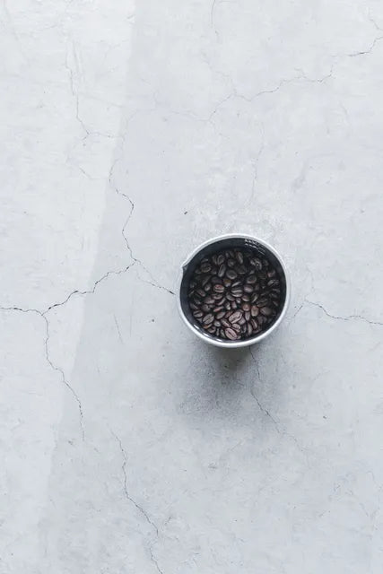 焙煎したコーヒー豆